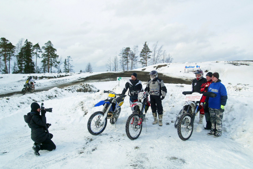 Päijänteellä ajoivat Turun seudulta Juha Saarni (TSMU) (vas.), Mikko Loponen (TSMU), Harri Loponen (TSMU), Mika Vuori (TMK) ja Miska Vuori (TSMU), sekä Vesa Niskala (TMK), Jarmo Lumme (TSMU) ja Marko Vihriä (TMK).