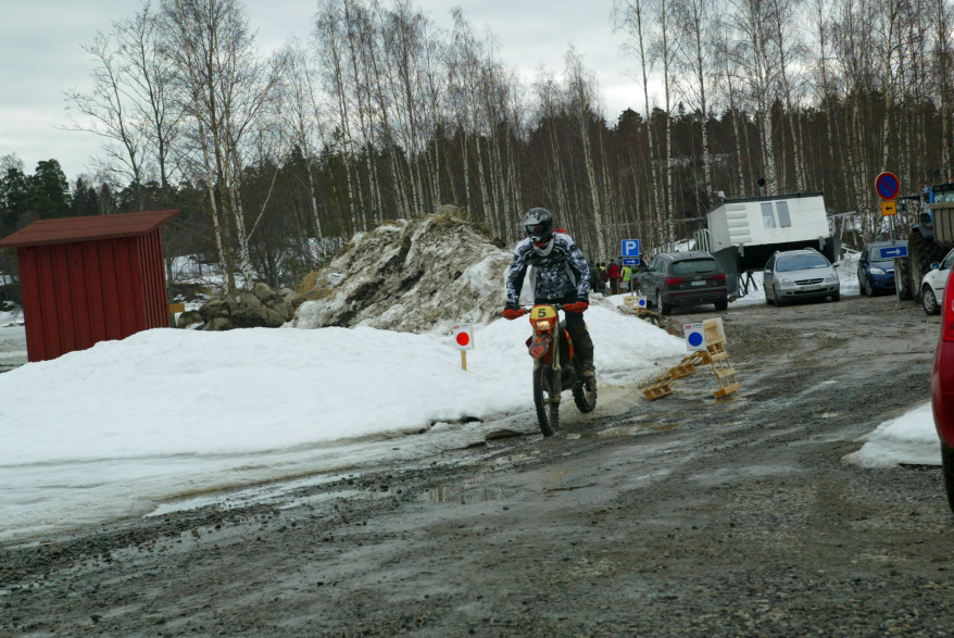 Kari Välimaa ykköspätkän jälkeisellä siirtymällä.