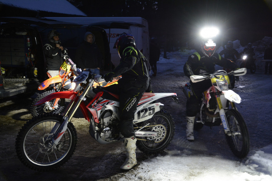 OFFROADPron Kusti Manninen (125) ajoi elämänsä ensimmäisen endurokisan. Se oli hyvä harjoitus tulevaa Päitsiä varten. Sinne Manninen starttaa vakaana aikomuksenaan ajaa kisa kunnialla läpi.