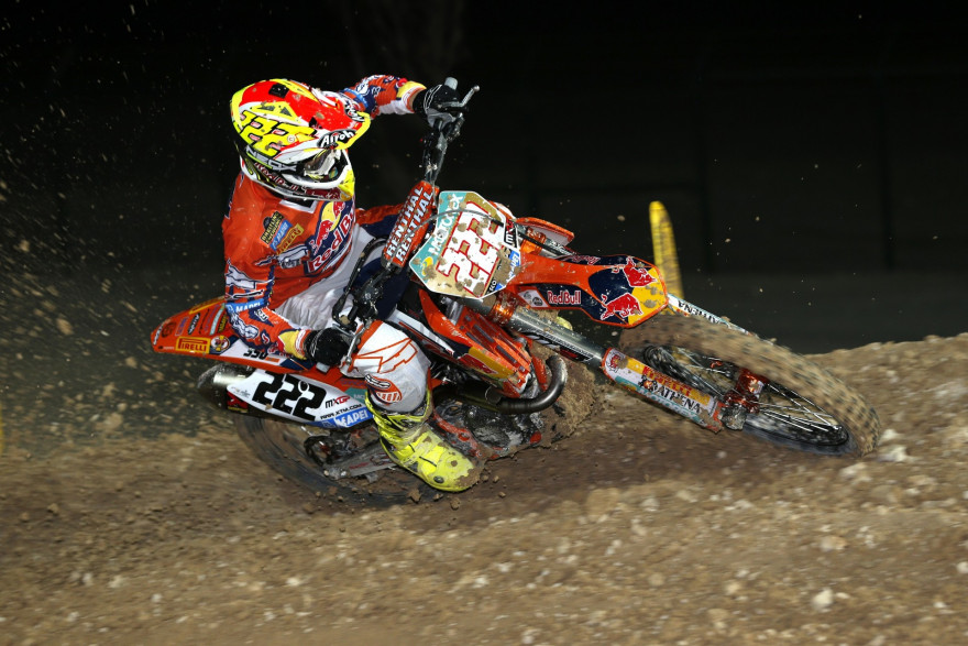 Antonio Cairoli hakee MXGP- luokan maailmanmestaruutta.