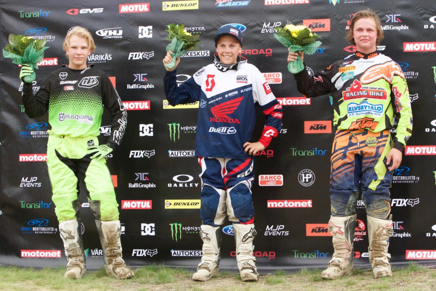 MXC/A:n parhaimmisto Alavudella: 2. Mauno Nieminen, 1. Emil Weckman, 3. Joni Mäkelä