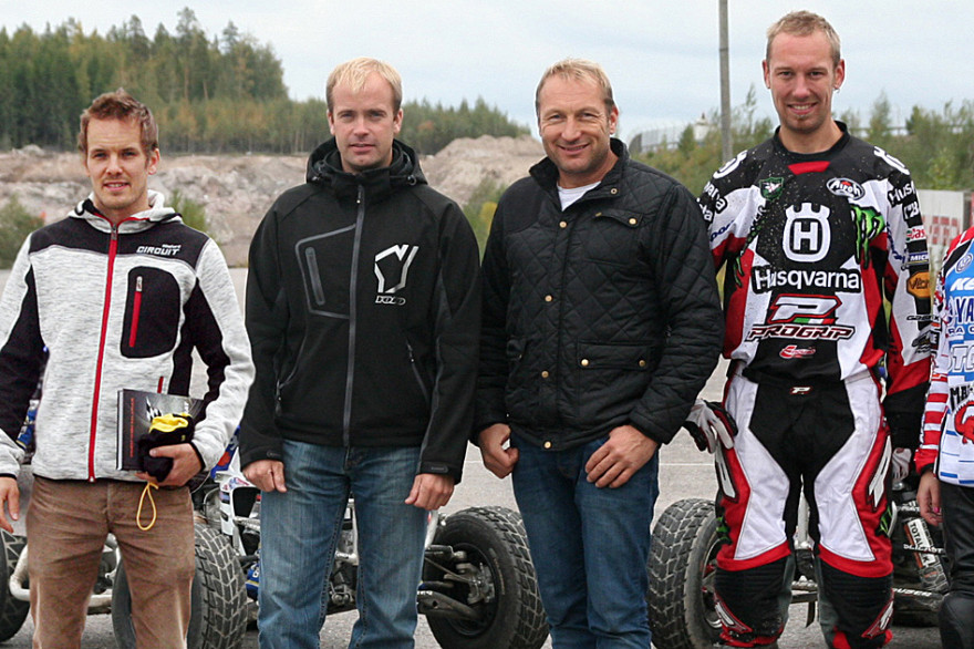 Mika Kallio, Juha Salminen, Pekka Vehkonen ja Matti Seistola.