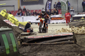 Tampereen supercrossin yhteydessä ajettiin endurocrossia.