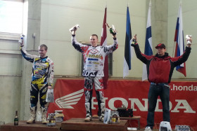 MX1-luokan parhaimmisto: 2. Ardo Kaurit (vas.), 1. Andero Lusbo, 3. Joni Hynell