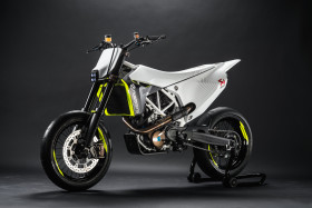 Husqvarna 701 supermoto.